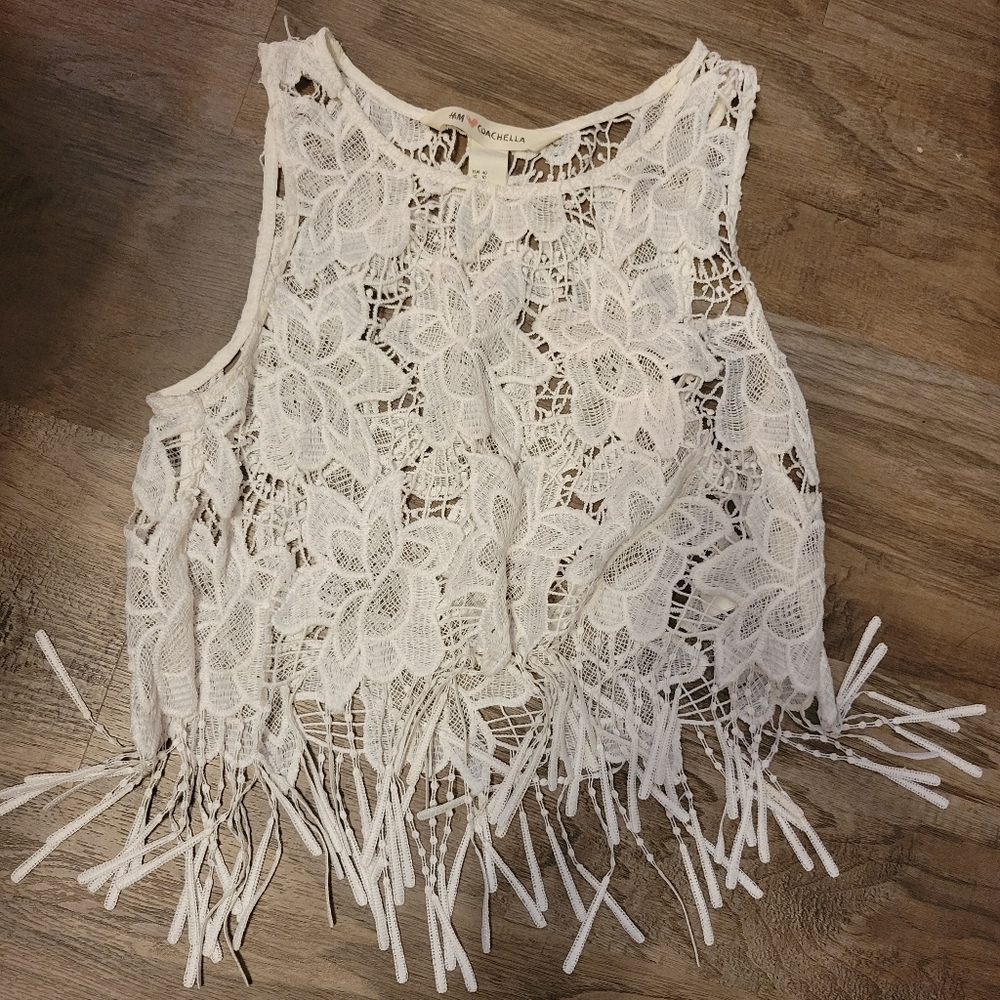 H&M X COACHELLA GIRLS White Lace Fringe Sleeveless Top with Fringe. Size 10. GUC